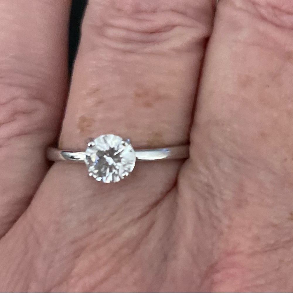 Swarovski Solitaire Ring in size  8/58, Silver Rhodium, Like New, Authentic - Picture 4 of 6